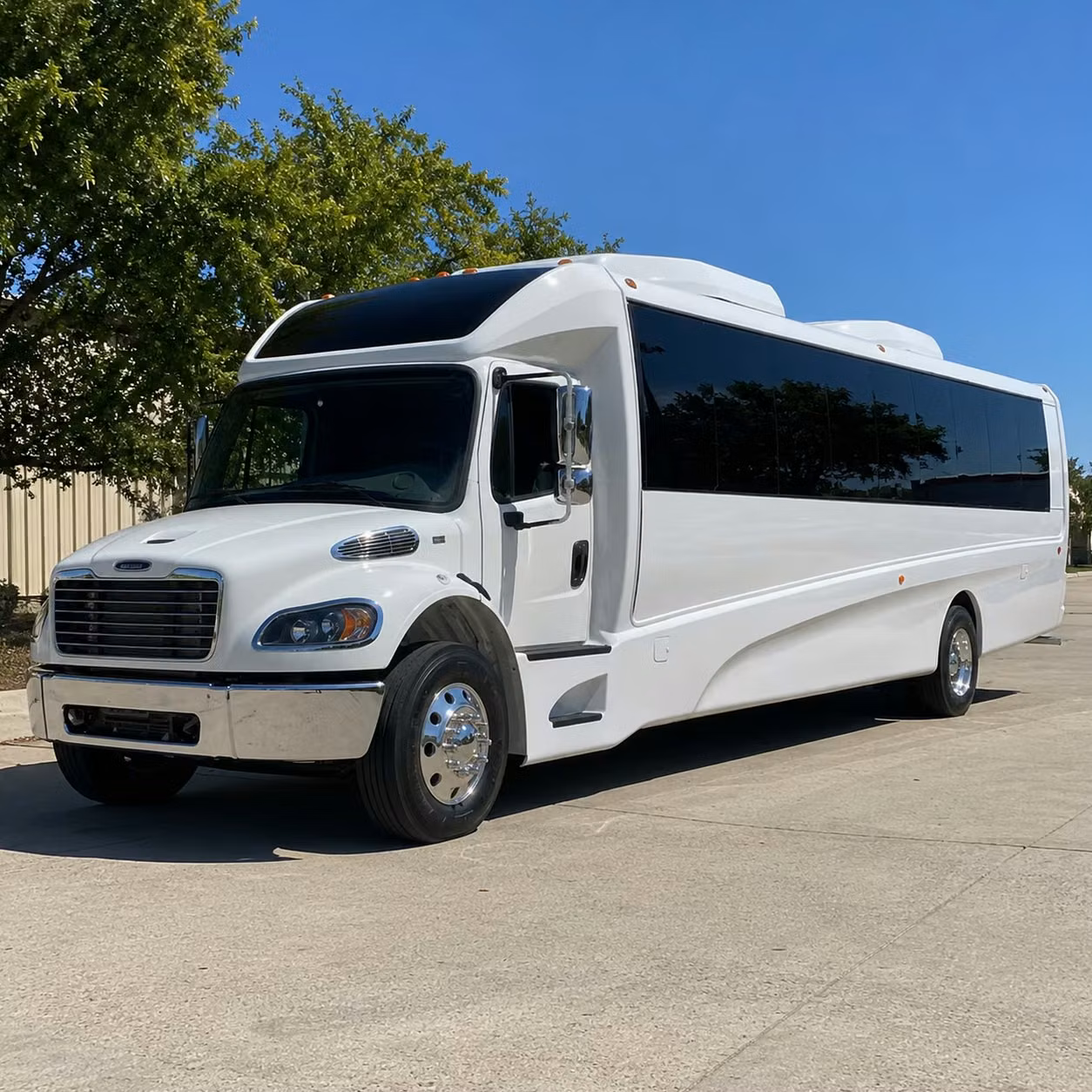 newark 18 passenger minibus rental