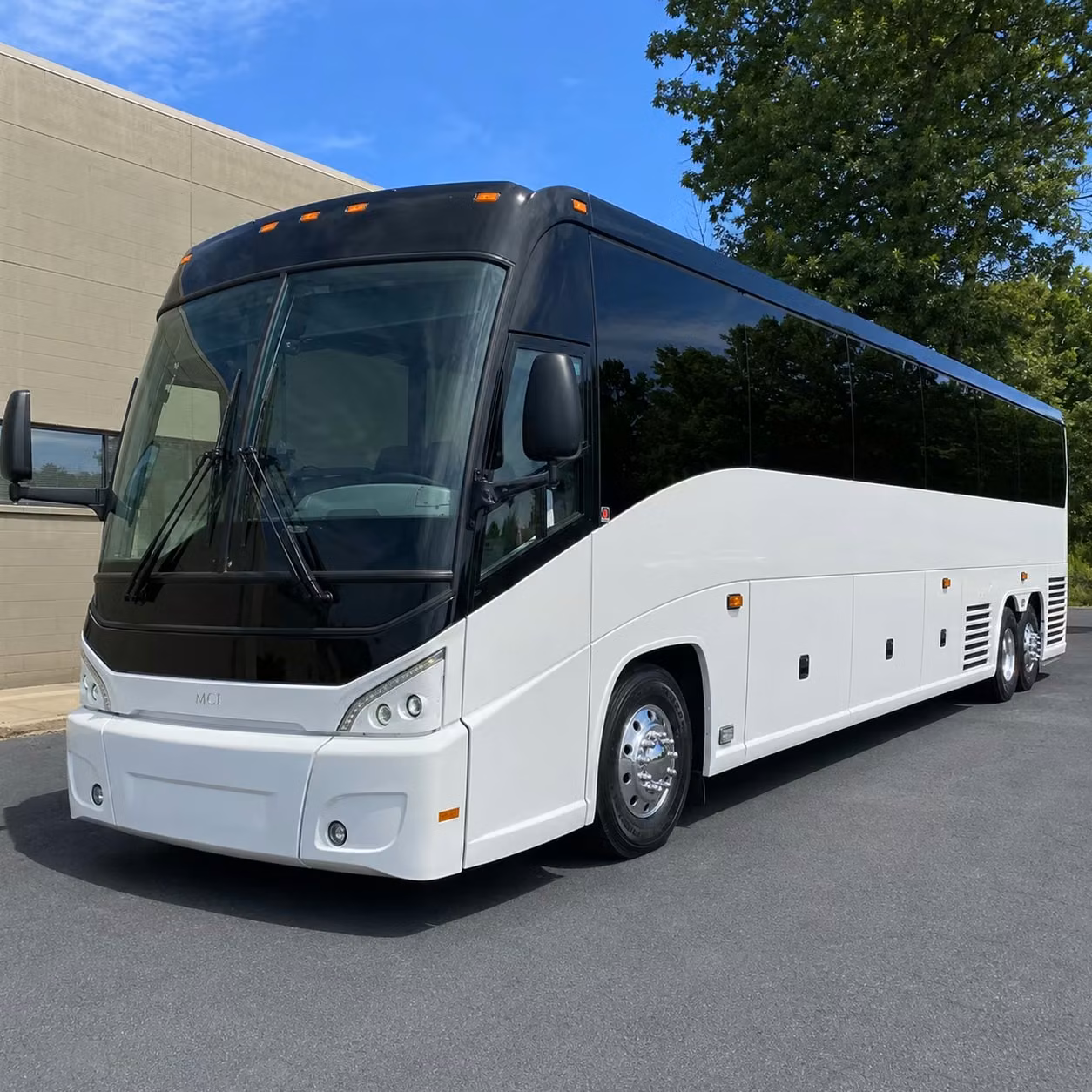 newark charter bus rental fleet