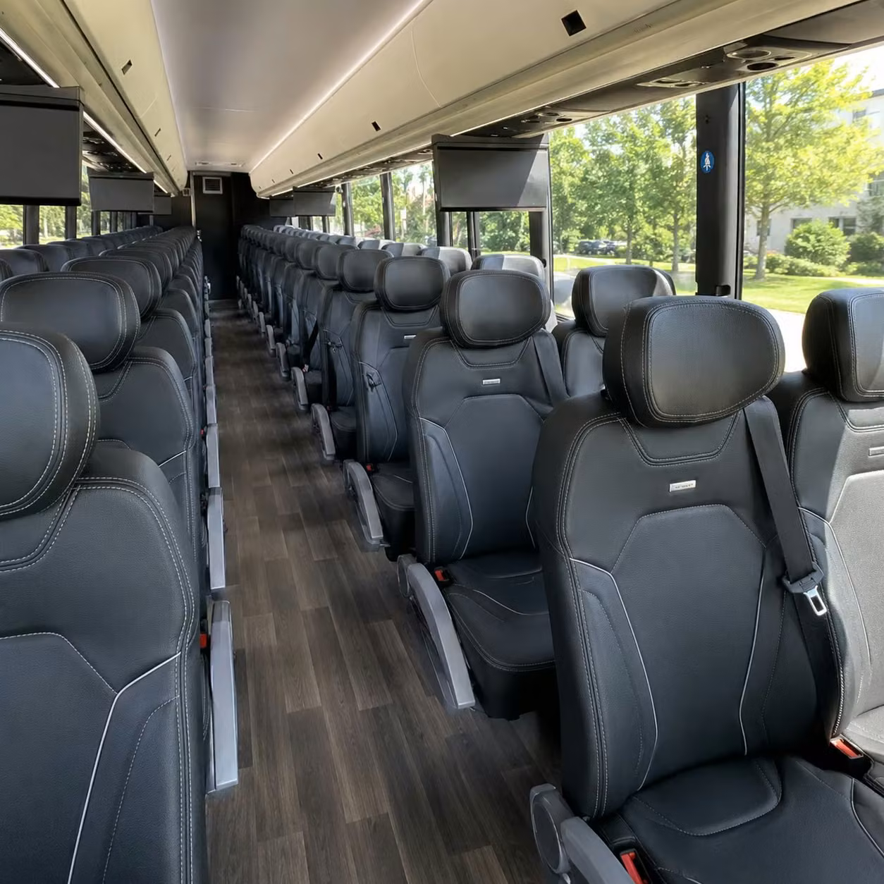 sports team fan charter bus rentals in newark